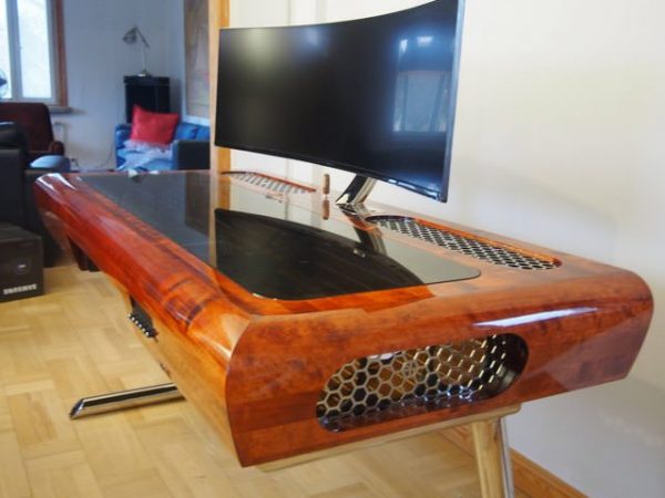 Computers Built into Desks are EPIC! - Computer Station Nation