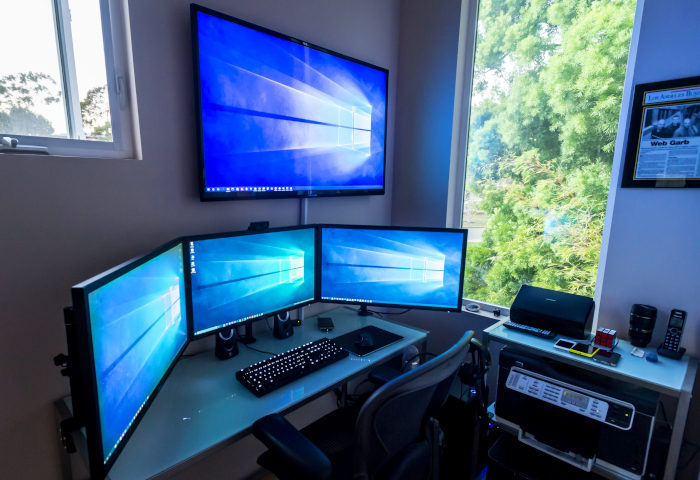 New 2020 Best Desks For Triple Monitors Computer Station Nation