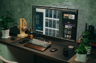 headphone stand desk minimalist