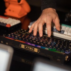 mechanical keyboard compact gaming