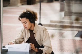 headphones for studying