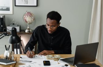 evaluating desk quality budget shopping