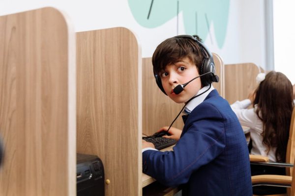 kids headphones school